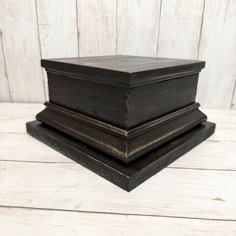 Distressed Pedestal